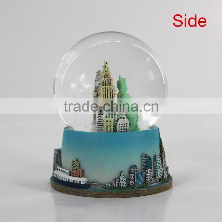 Resin New York Statue of Liberty Snow Globe