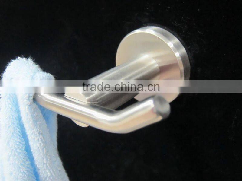 Bathroom Accessories Wall Mounted Stainless Steel 304 Bathroom Towel Hook BSCI