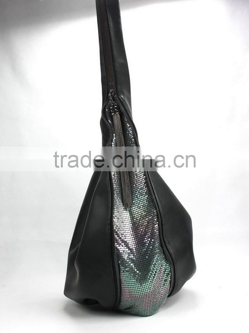 hot sale dumpling handbag cross body bag customzied metal mesh ladies bag