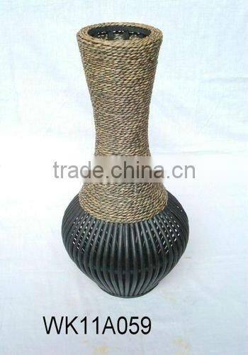 Bamboo flower pot, wooden flower pot.
