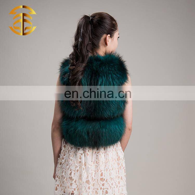Factory Wholesale Customized Green Lady Real Women Raccoon Fur Vest