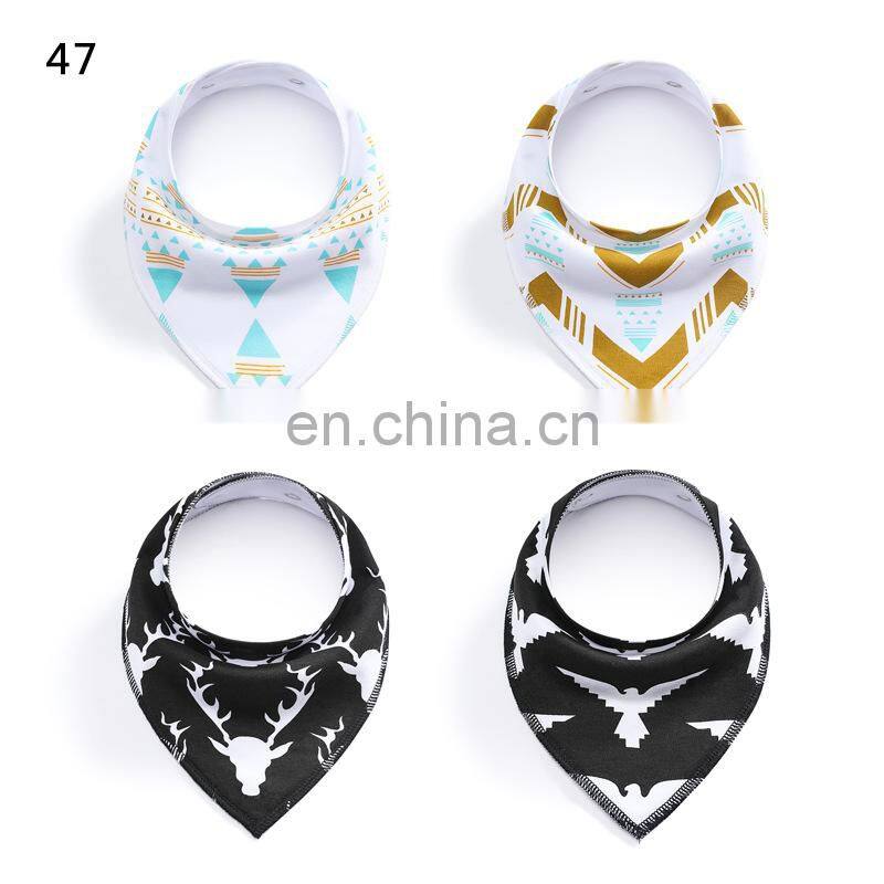 Amazon Hot Sale Multiple Styles Printed Pet Bandana Snap Triangle Dog Scarf Set