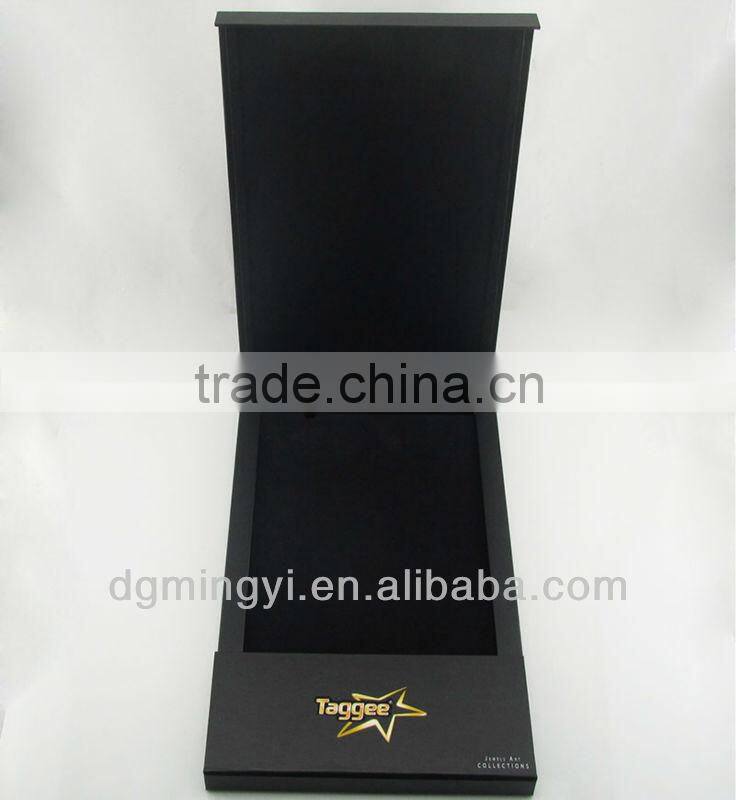 folding gift boxes with sponge