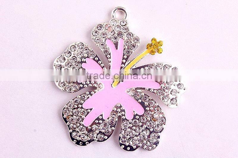 2016 Valentine's Day new design silver Zinc alloy fasion charm cake with heart Rhinestone Pendants For Chunky Necklace Making