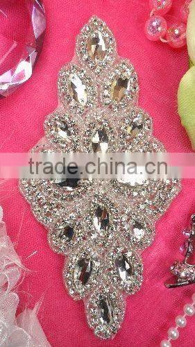 Bridal trimmings clear crystal rhinestone applique with pearls hotfix for wedding dress accessory