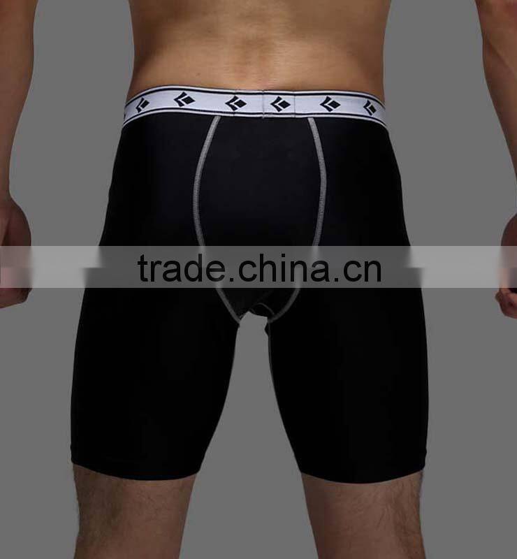 Elastic, light and comfortable quick-drying sportwear compression spring men shorts