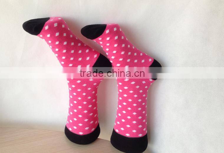 Stock Hot Sale Lovely Girls Hosiery Colorful Pink White Dots Crew Winter Sock