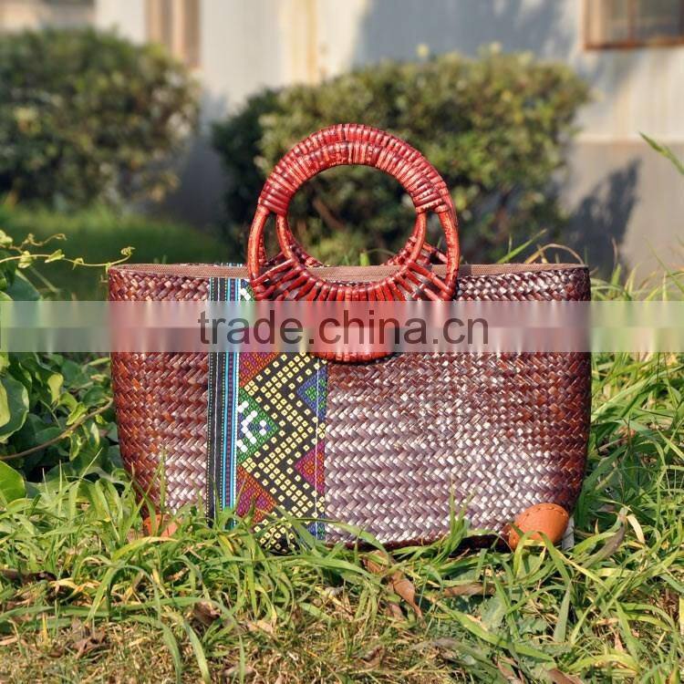 Hot selling cheap ladies handbag thailand straw bag for women vacation on beach bag