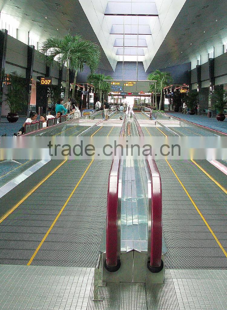 Outdoor residential electric escalator