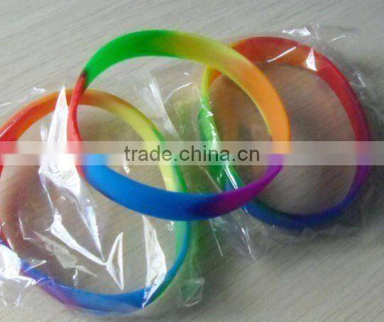2012 Colourful Embossed Silicone Bracelet