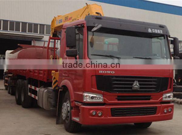 For Sale Good Quality Sinotruk Lorry with Crane