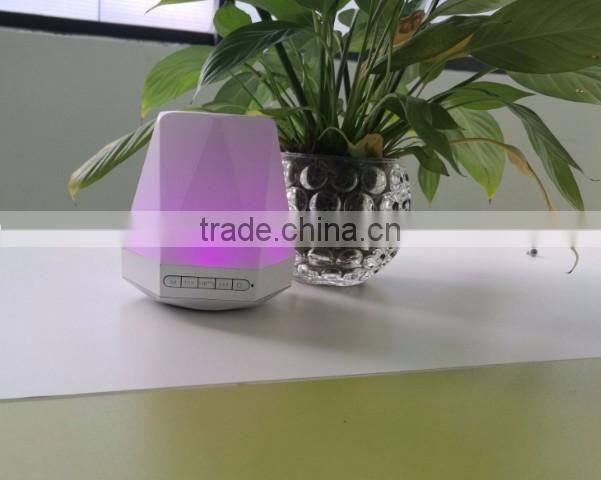 Wireless Colorful dazzle LED light Mini bluetooth speaker with LED light