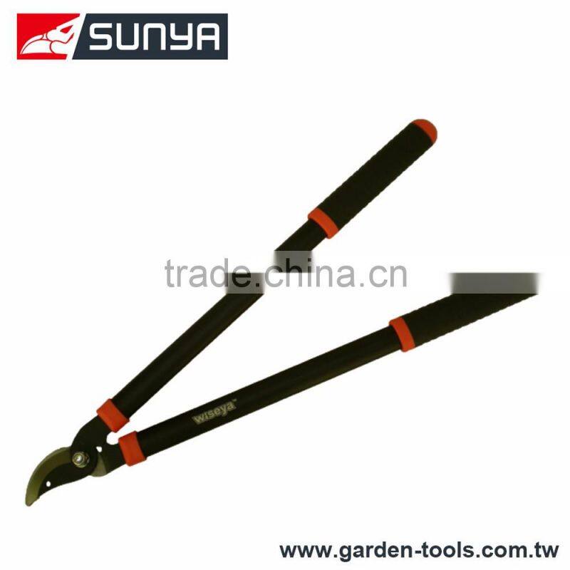 Agricultural bypass lopper for cutting live branch