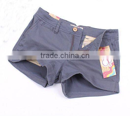 Ladies' 100% cotton twill washed hot casual short