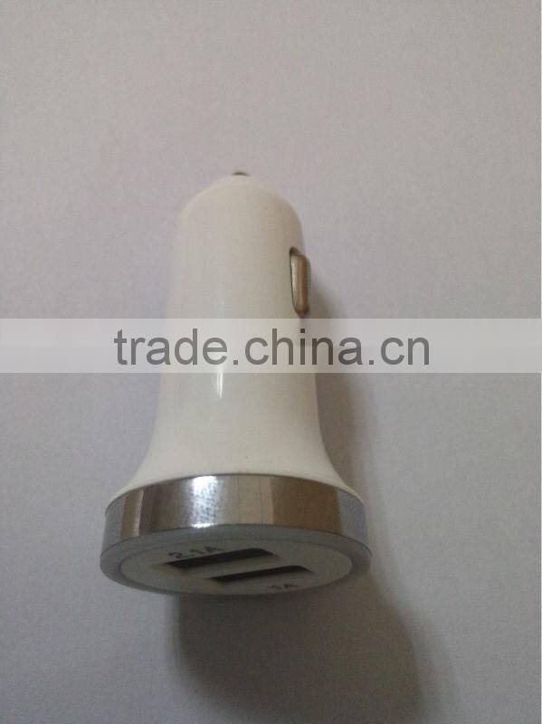 In-car 2 USB Charger for Iphone and Ipad with CE&ROSH usb car charger