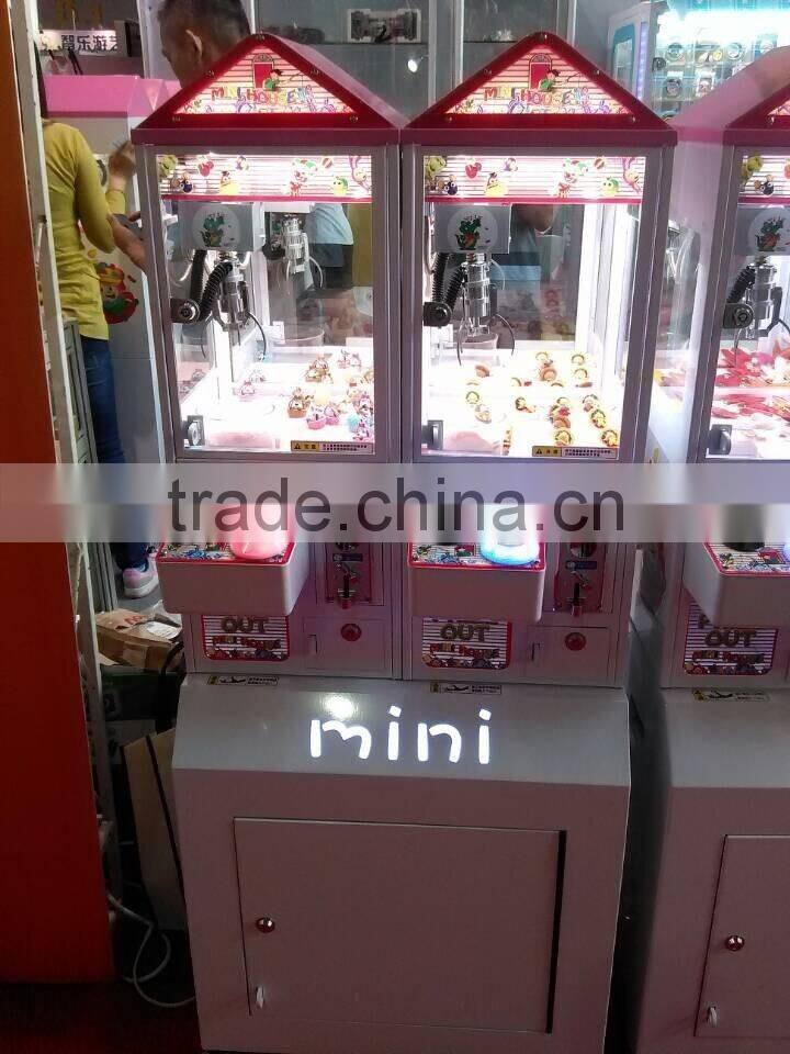 New Arrival MINI Gift Games Machines/DF-V212 Toy Crane Claw Vending games