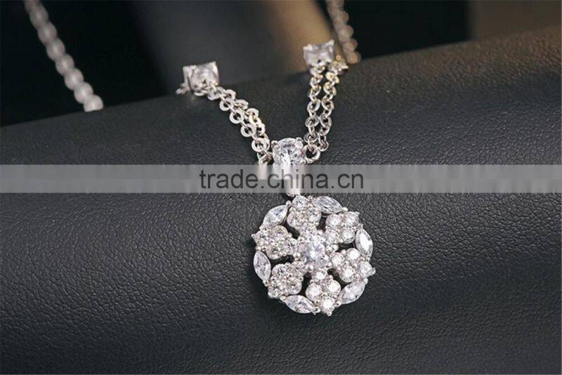 925 silver Unique chain snowflake diamond pendant necklace