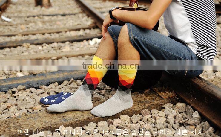 Men's happy socks/ cotton in tube socks cheap wholesale