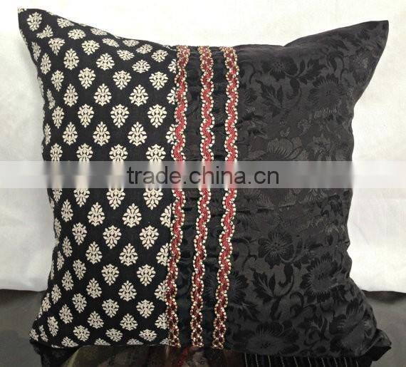 Black and white pillow, decorative pillow in black & white, printed black pillow, modern home decor, block print pillow