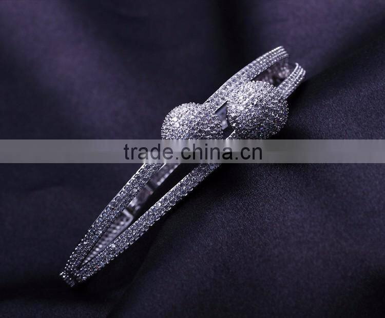 Alibaba Express Wholesale Double Ball Pave Setting CZ Fashion Bangle for Women