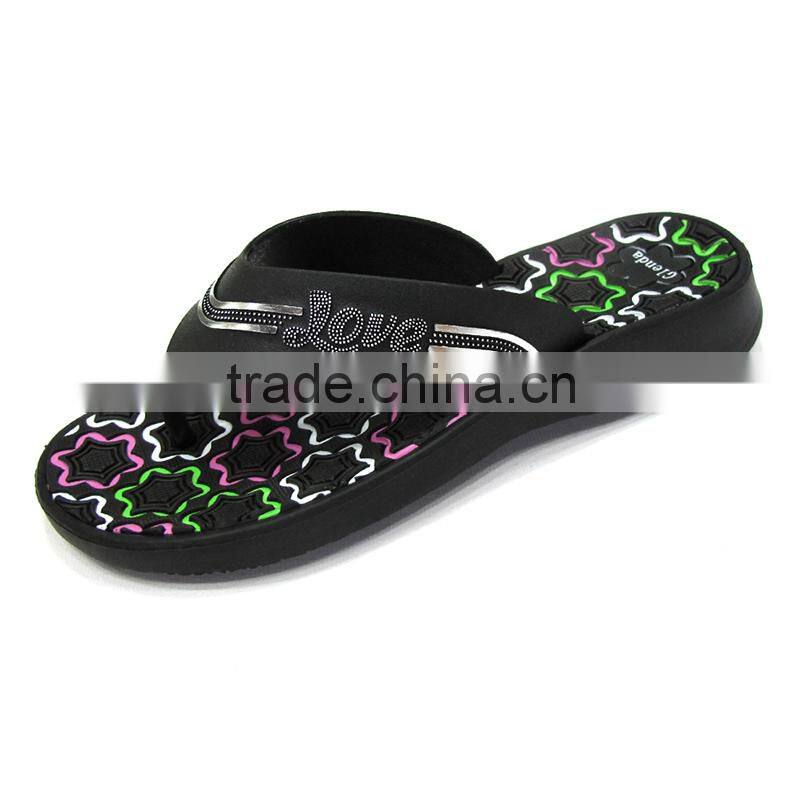 2015 popular PVC women slipper design