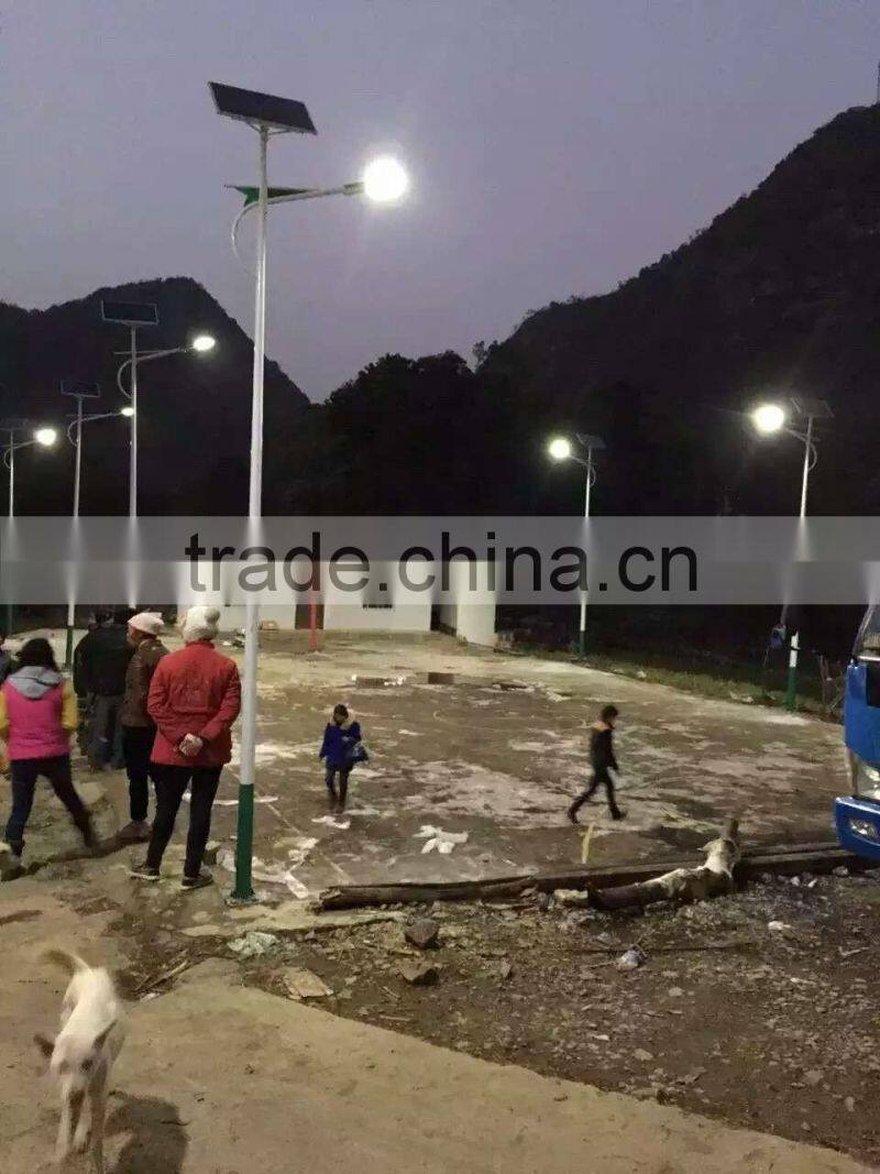 cheaper price 5 years Warranty 8M 60W Solar LED Street Lights(fighter 11#series)