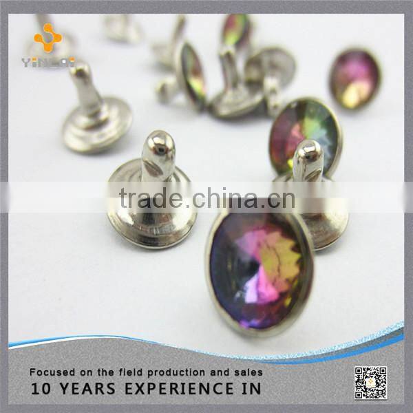 Decorative crystal rhinestone rivet