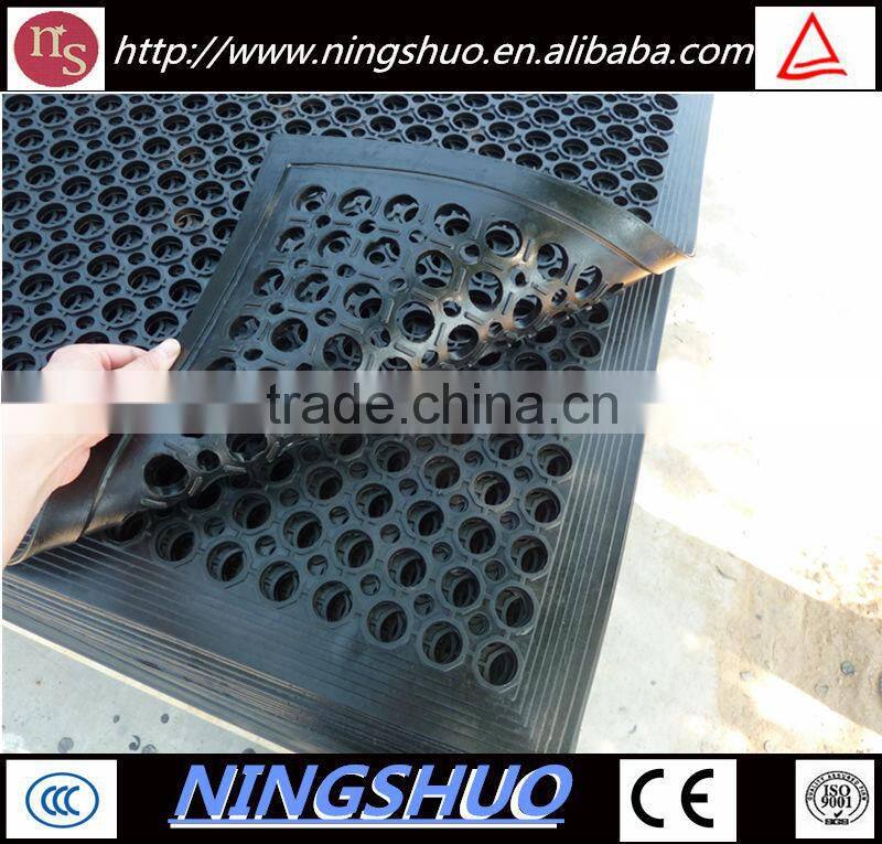 China factory of outdoor playground safety rubber anti slip mat