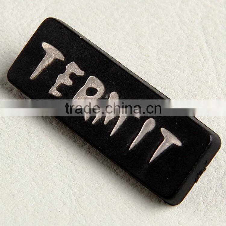 Embossed PVC rubber with 3D metal logo labels for clothing jeans shoes bags