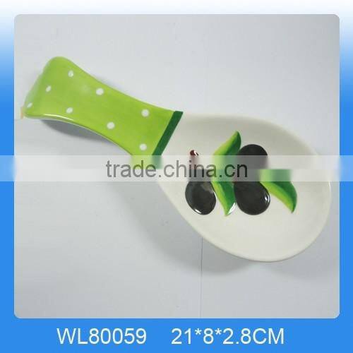 High quality ceramic kitchen spoon rest with sheep design,ceramic sheep kitchen spoon holder