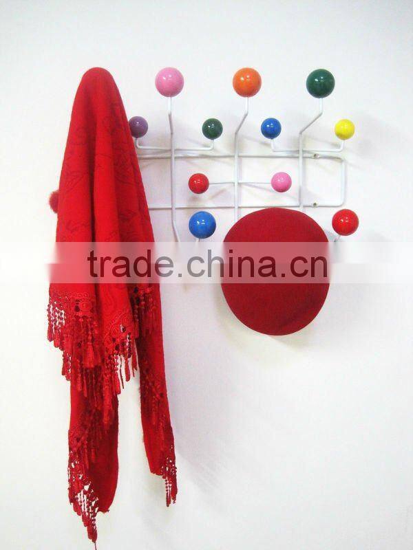 the newest and hottest multifunctional hanger with many hooks