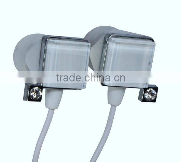 Square diamond earphones for mobile phone