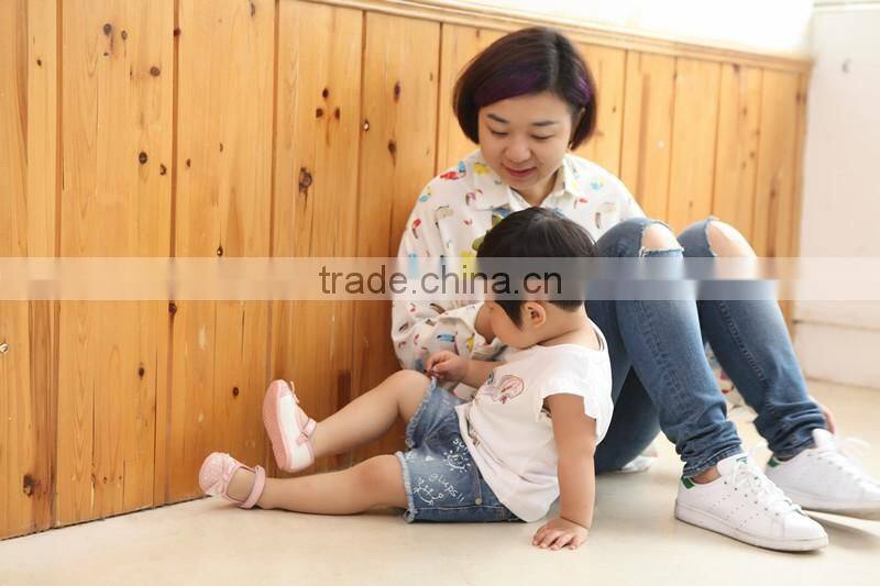 2016 latest high quantity design outdoor summer baby shoes for kids