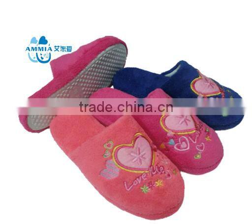 OEM ladY winter home indoor slippers Customized terry slippers winter high quality warm TPR slippers with cheap price