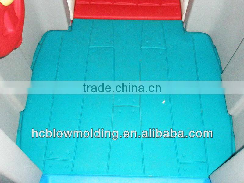 OEM Large Blow molding Product Plastic Fence Panel for Playhouse Dog house