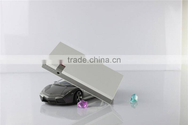 Power jump starter 8000mah portable power bank for laptop, phone, car , lighting