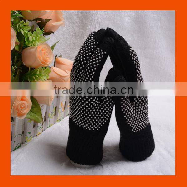 Black PVC Dots iPhone Touch Conductive Gloves