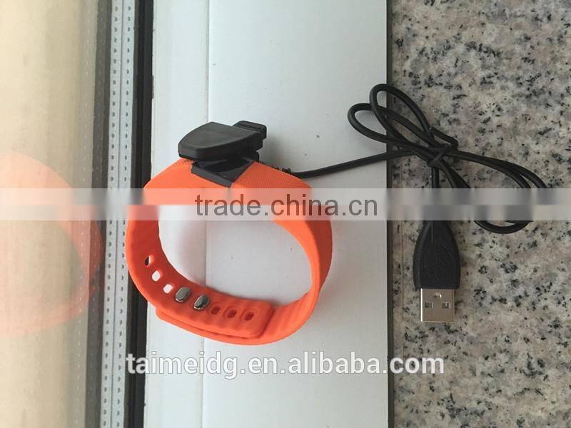 2015 factory supply tw64 intelligent fitness pedometer bluetooth smart wristband, smart sport bracelet, sport bluetooth bracelet