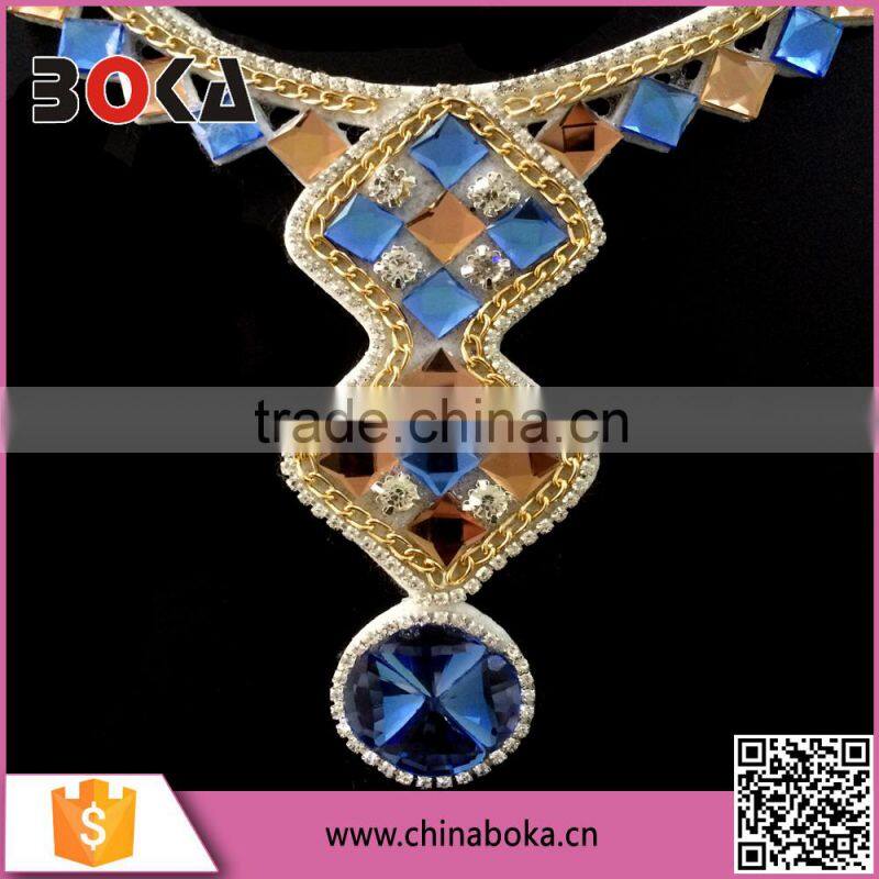BOKA New Arrival luxury rhinestone neckline