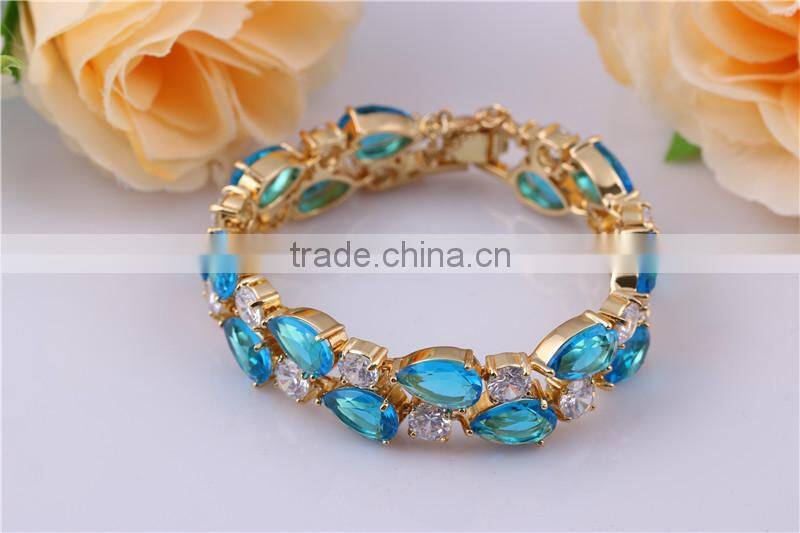 Fashion Beautiful Silver Butterfly Shaped CZ Diamond Bracelet