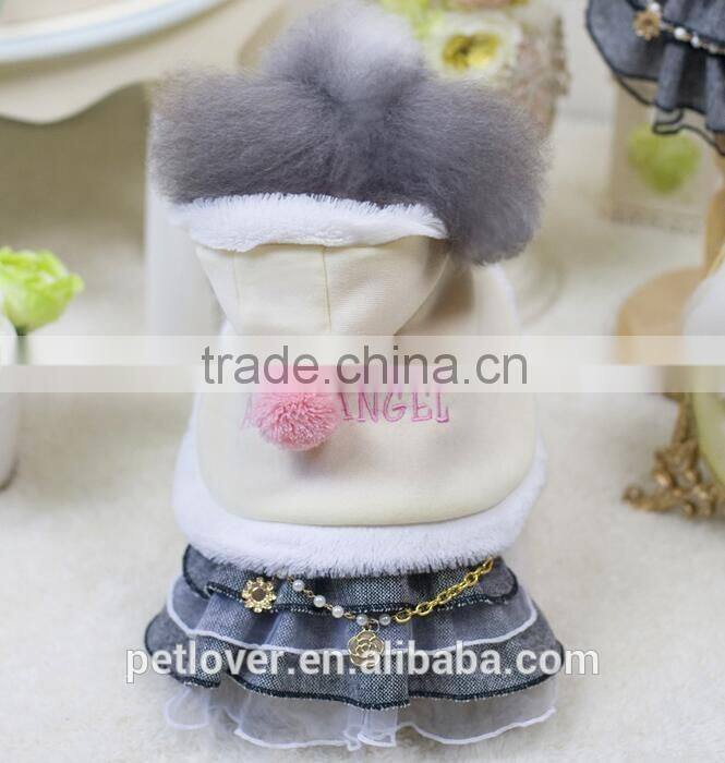 Hot wholesale dog clothes cloak style winter pets accessories products