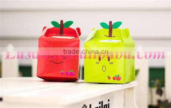 Christmas custom cute smiling face apple box gift,small packaged gift box