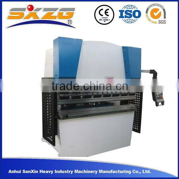 Hydraulic press brake machine for bending metal plate