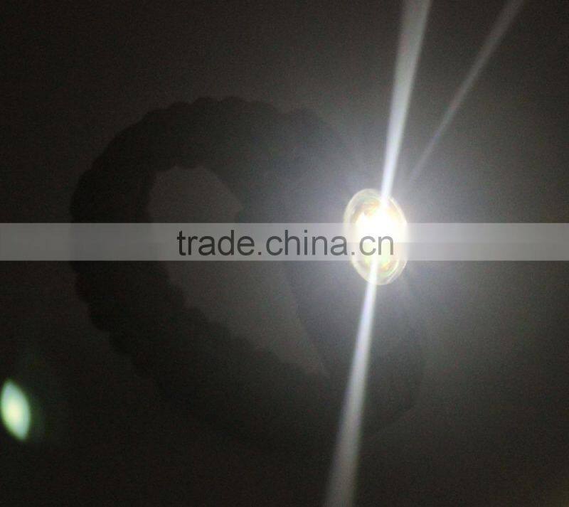 2015 newest paracord bracelet with light and whistle