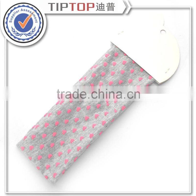 Girls' favorite twisted scarf