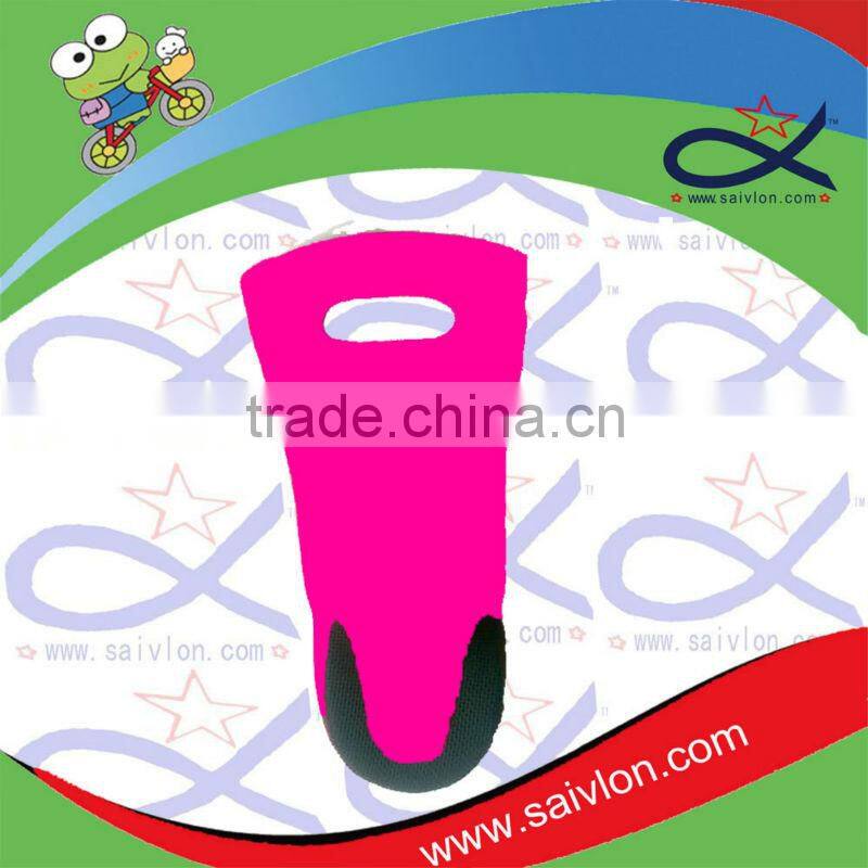 Pure color single pack neoprene wine bottle cooler sleeve can cooler bag