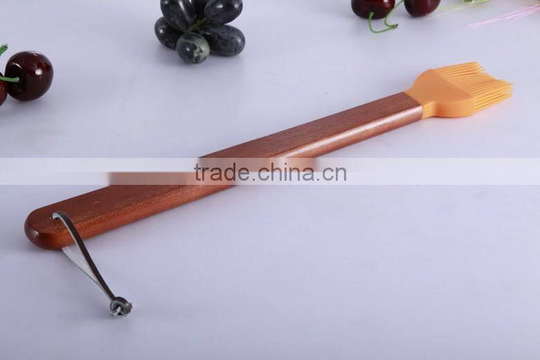 High Quality Wooden Handle HB-69015 Bbq Grill Tool Set Stainless Steel BBQ Tool Set Hot Sale 4 Pieces BBQ Tool Set Grill