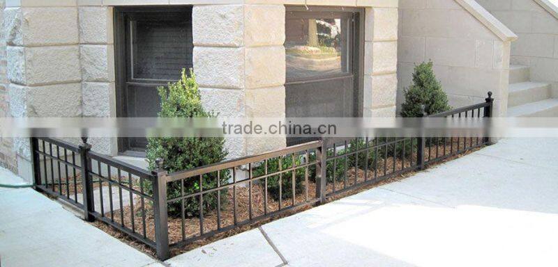 New Design Zinc Coated Rod Iron Garden Barrier