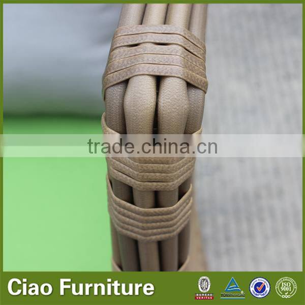 Arabic style round wicker outdoor crystal coffee table set