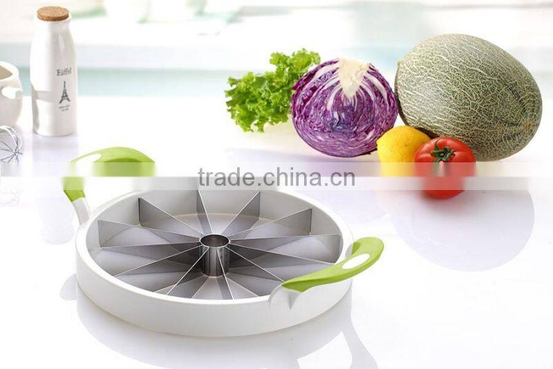 WMC-05 watermelon cutter or divider with rubber handle